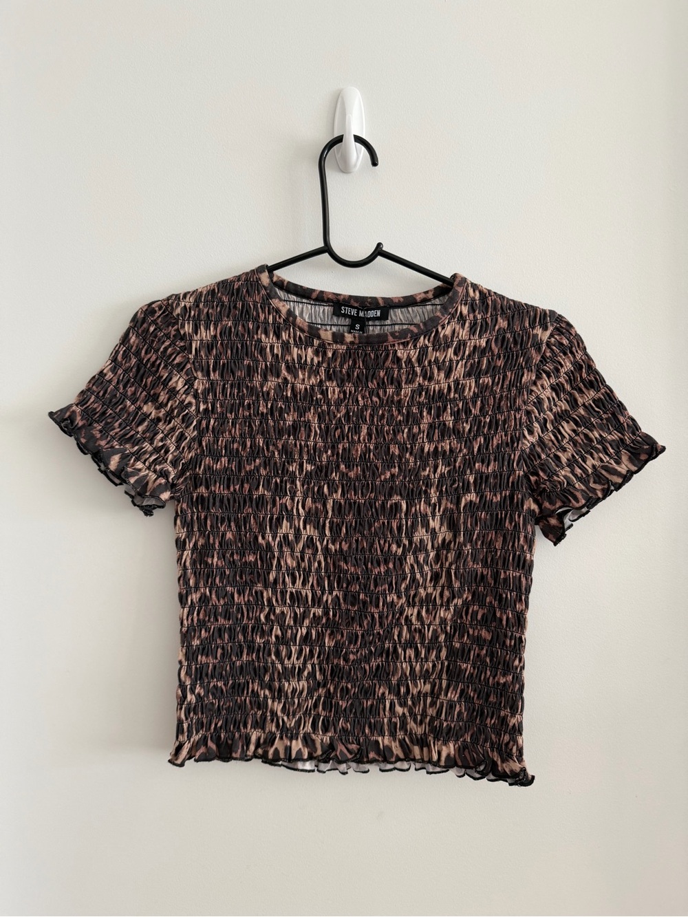Steve Madden Black and Blush Smocked Short Sleeve Crop Top small
